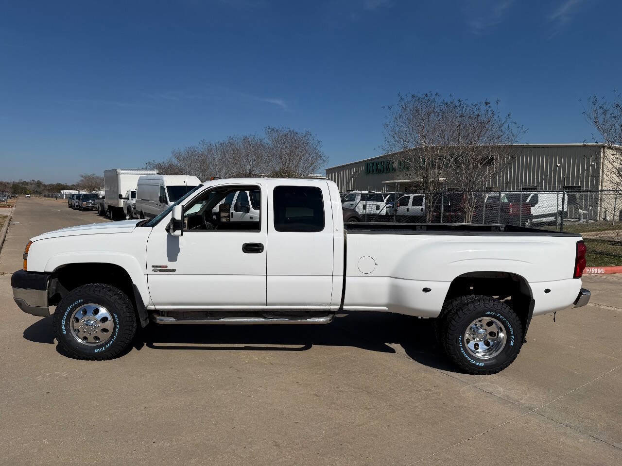 Used 2003 Chevrolet Silverado 3500 LS image 4