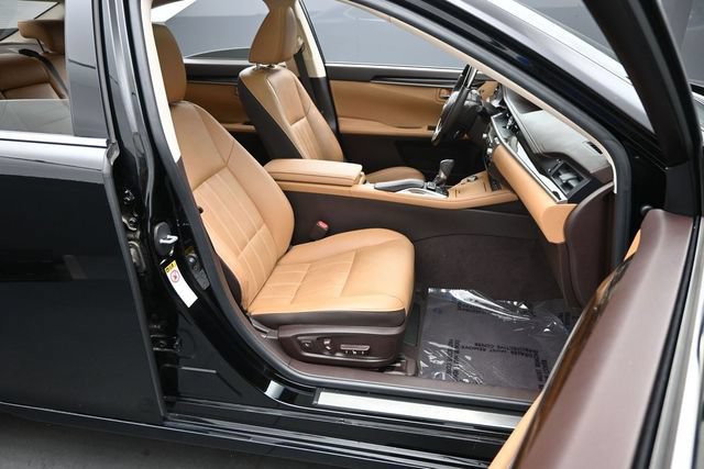 Used 2017 Lexus ES 350 w/ Luxury Package FWD image 27