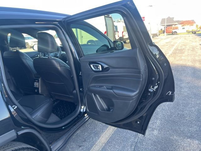 New 2026 Jeep Compass Latitude AWD/4WD image 11