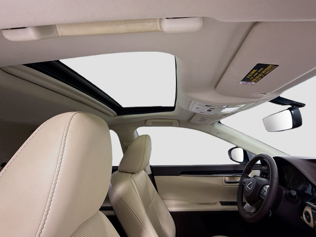 Used 2016 Lexus ES 350 w/ Accessory Package image 18