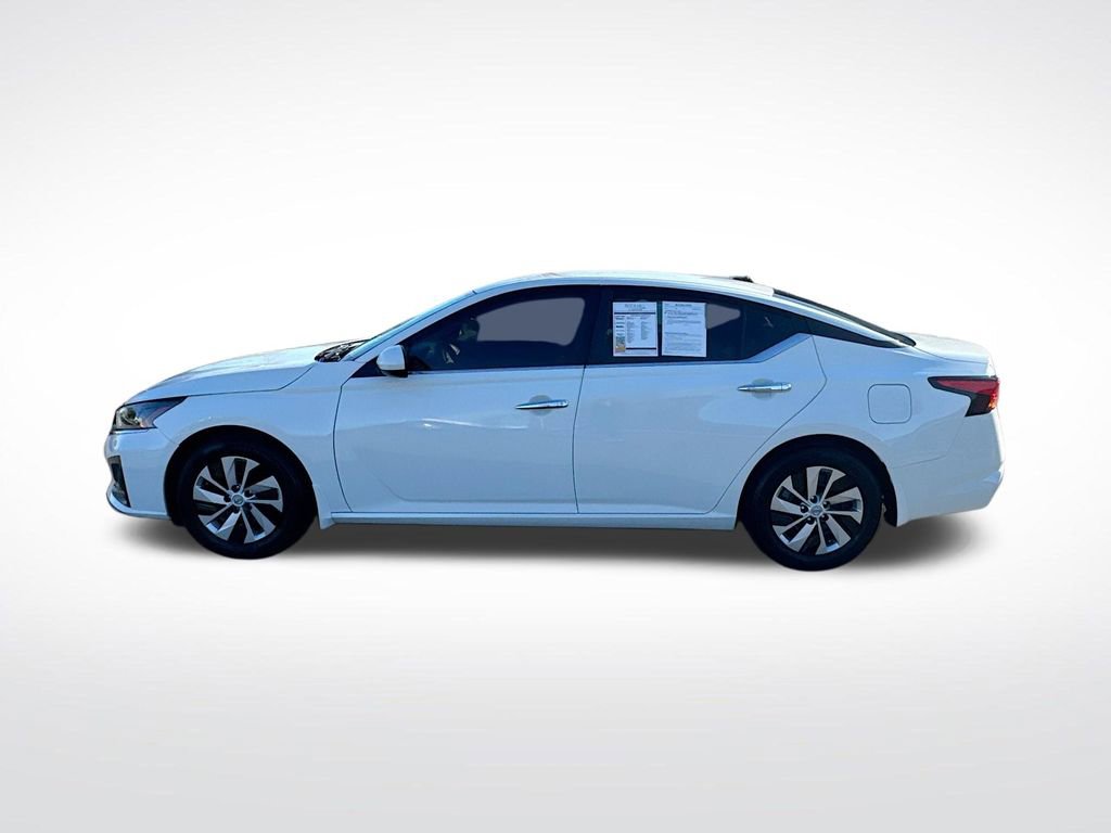 Used 2023 Nissan Altima 2.5 S image 4