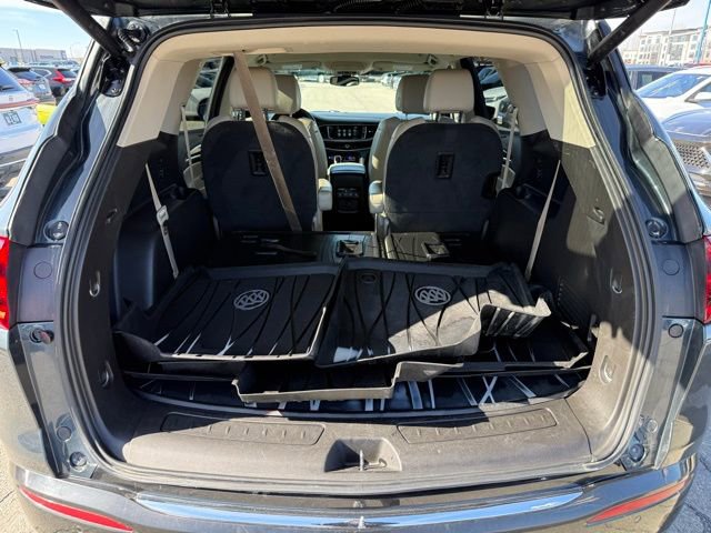 Used 2019 Buick Enclave Essence image 10