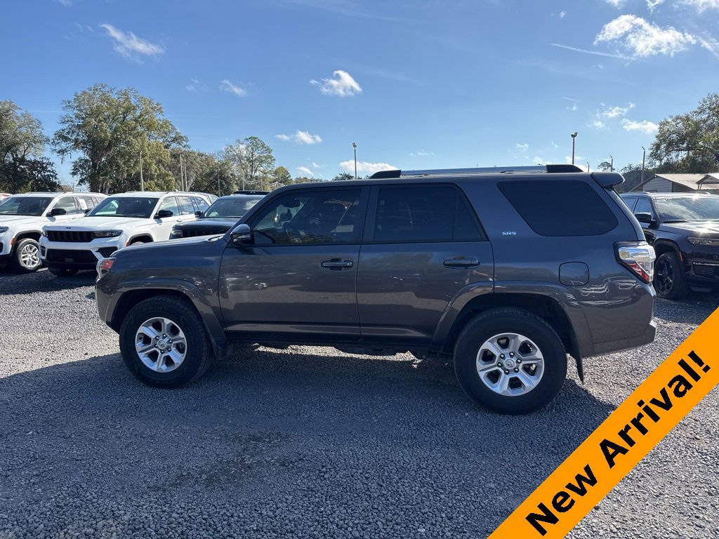Used 2023 Toyota 4Runner SR5 Premium image 2