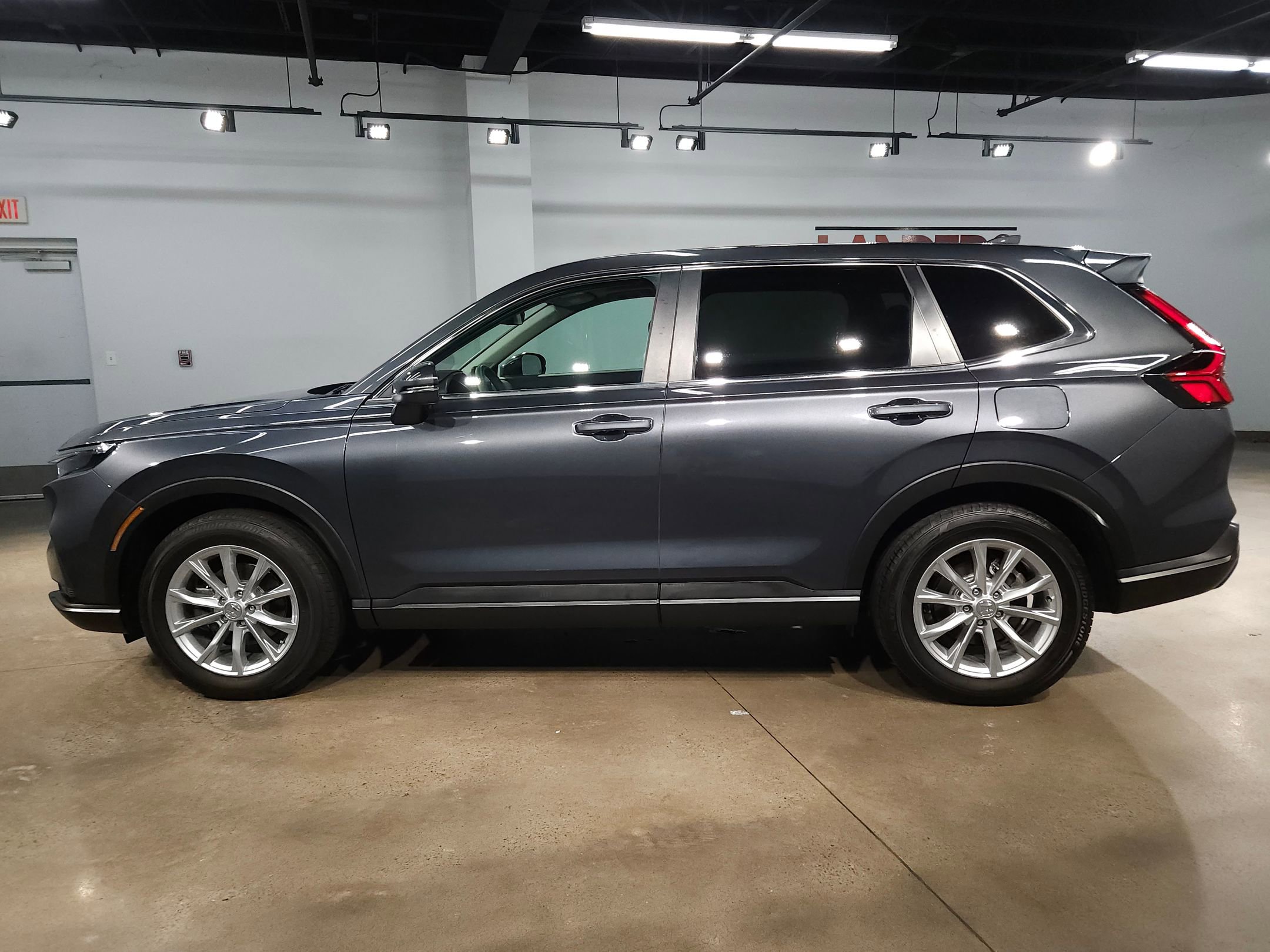 Used 2024 Honda CR-V EX-L image 4