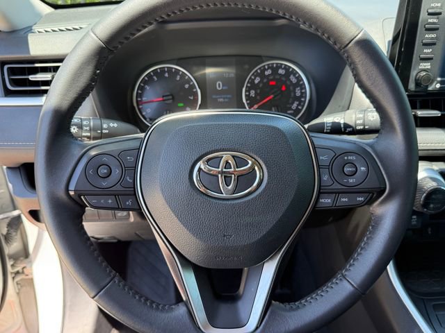 Used 2022 Toyota RAV4 XLE Premium FWD image 13