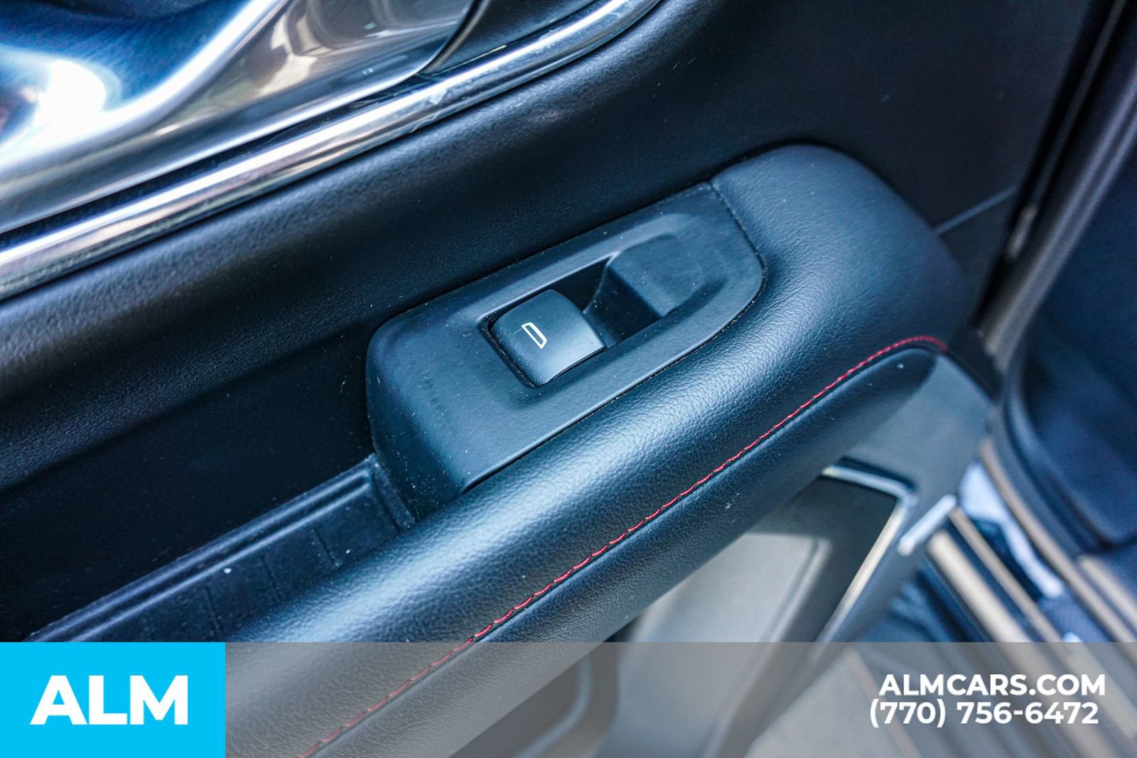 Used 2022 Chevrolet Suburban RST w/ Sport Performance Package AWD/4WD image 59