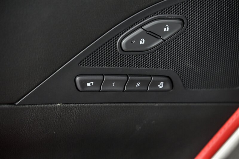Used 2019 Chevrolet Corvette Z06 RWD image 14