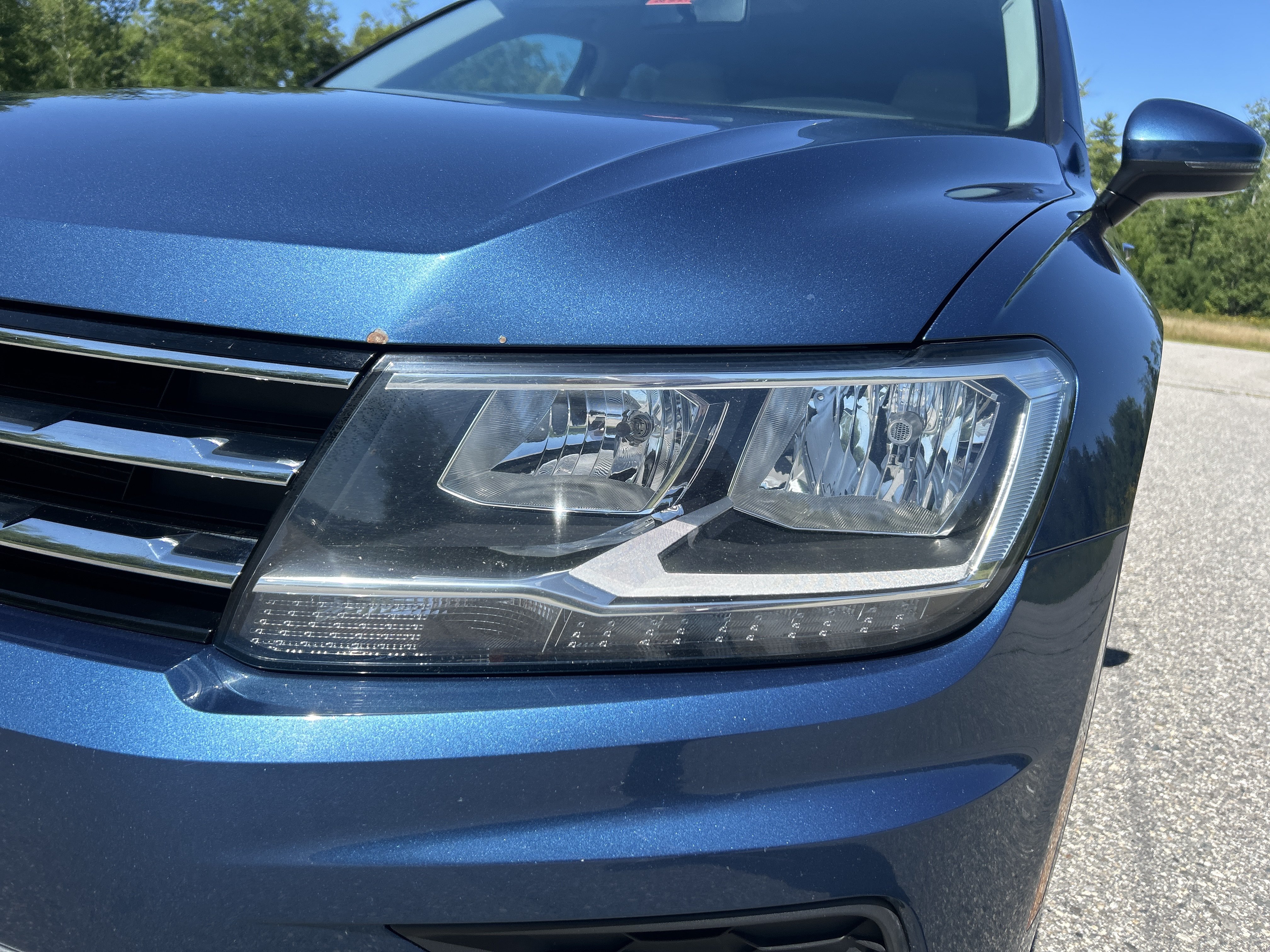 Used 2019 Volkswagen Tiguan S w/ Driver Assistance Package AWD/4WD image 9