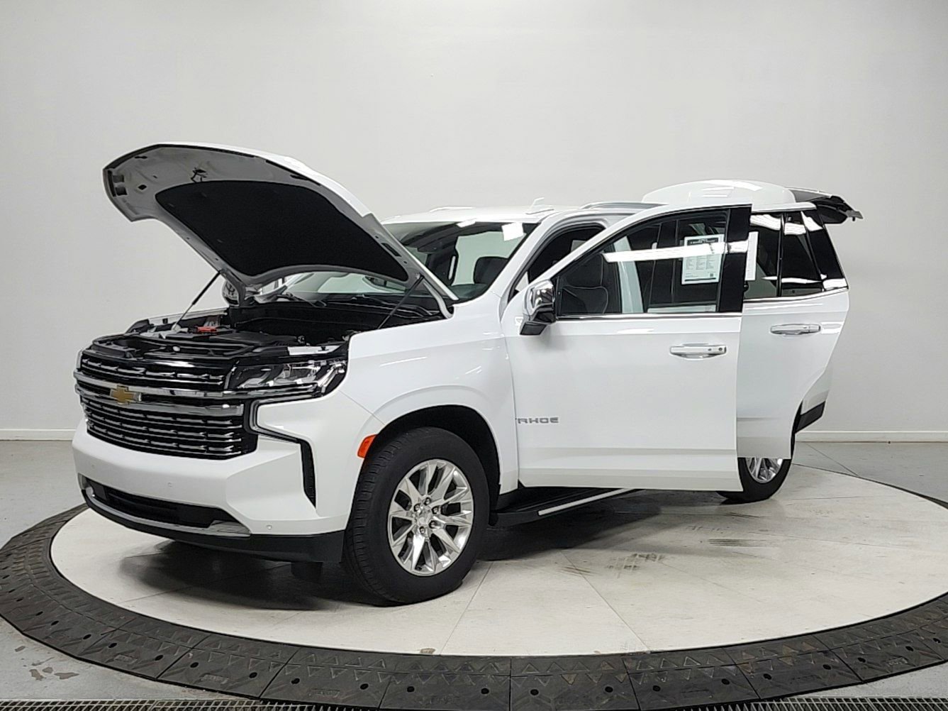 Used 2023 Chevrolet Tahoe Premier RWD image 11