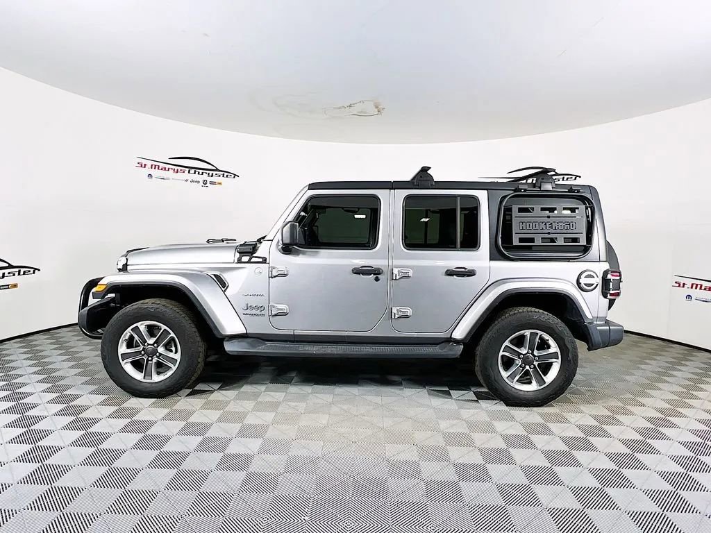 Used 2019 Jeep Wrangler Unlimited Sahara w/ Cold Weather Group AWD/4WD image 5