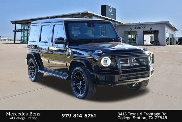 Used 2023 Mercedes-Benz G 550 image 3