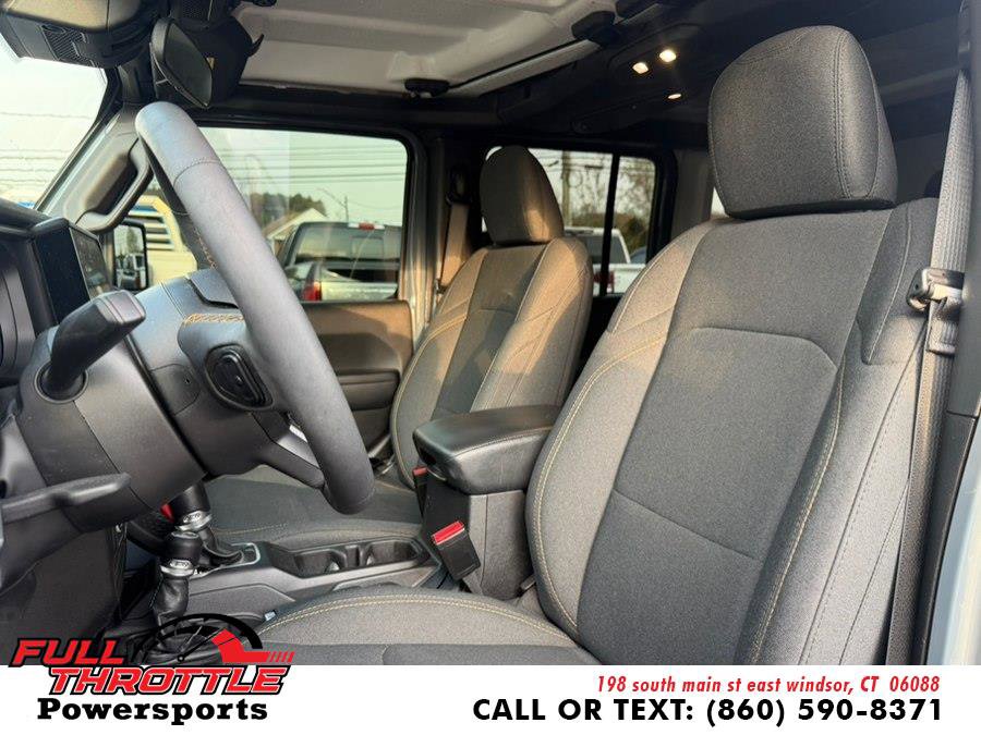 Used 2024 Jeep Wrangler Unlimited w/ Convenience Group image 20