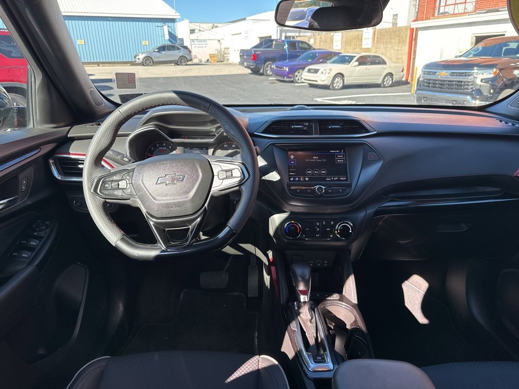 Used 2022 Chevrolet TrailBlazer RS image 17