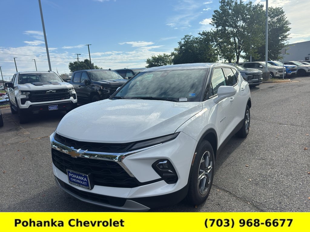 New 2026 Chevrolet Blazer LT AWD/4WD image 3