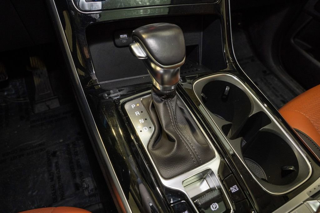 Certified 2024 Kia Carnival SX Prestige image 17