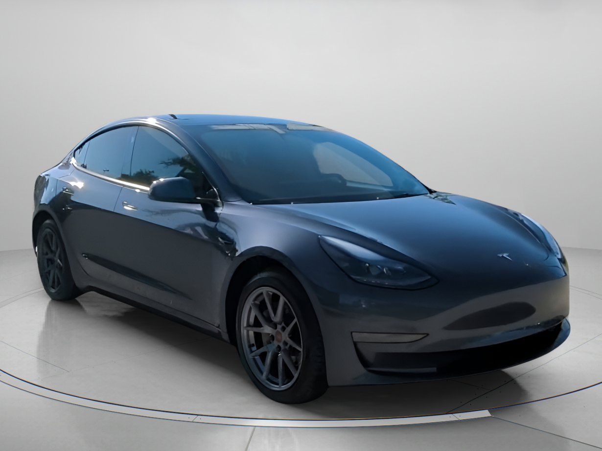Used 2023 Tesla Model 3 Standard Range RWD image 4