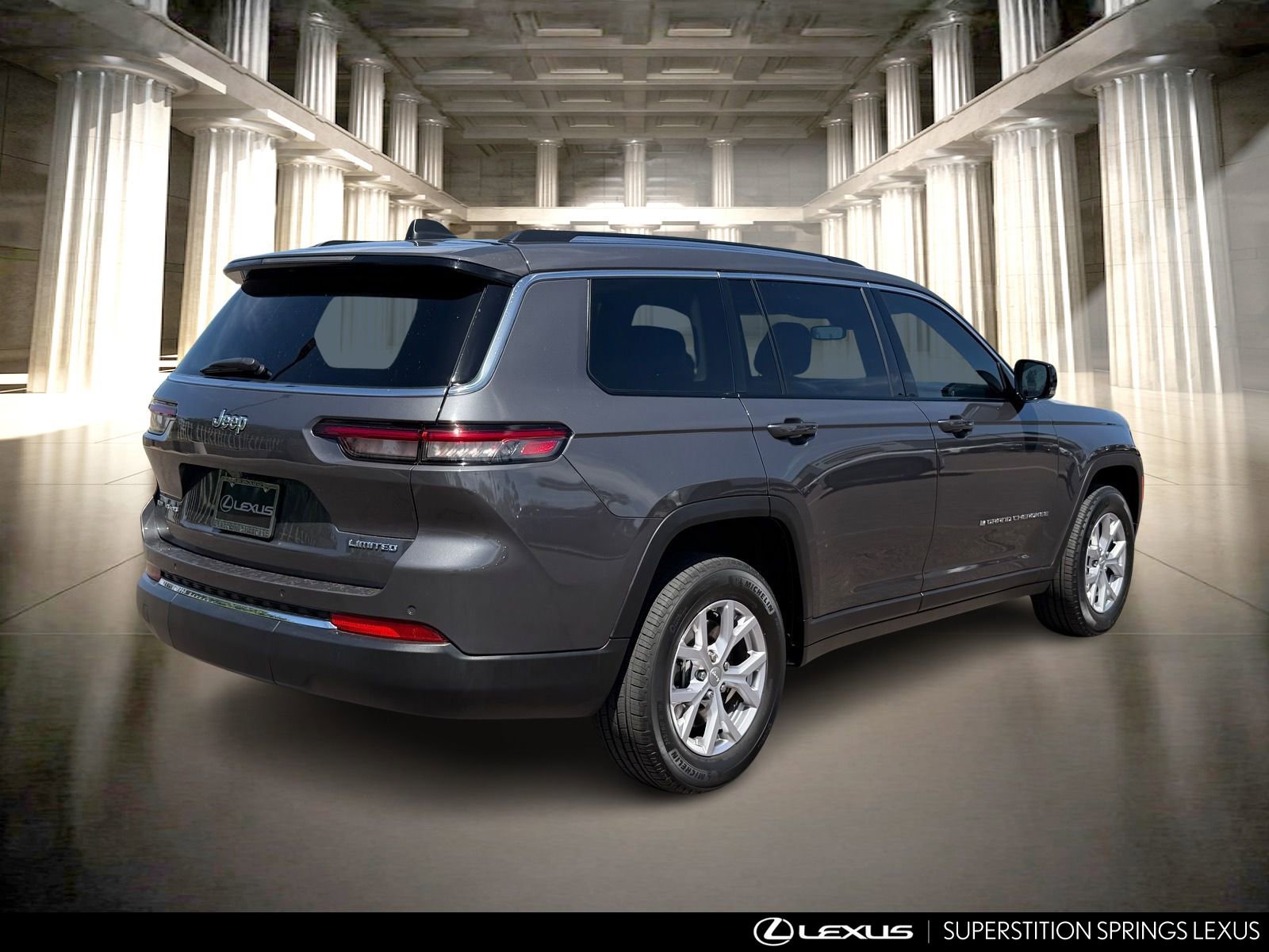 Used 2021 Jeep Grand Cherokee L Limited AWD/4WD image 4