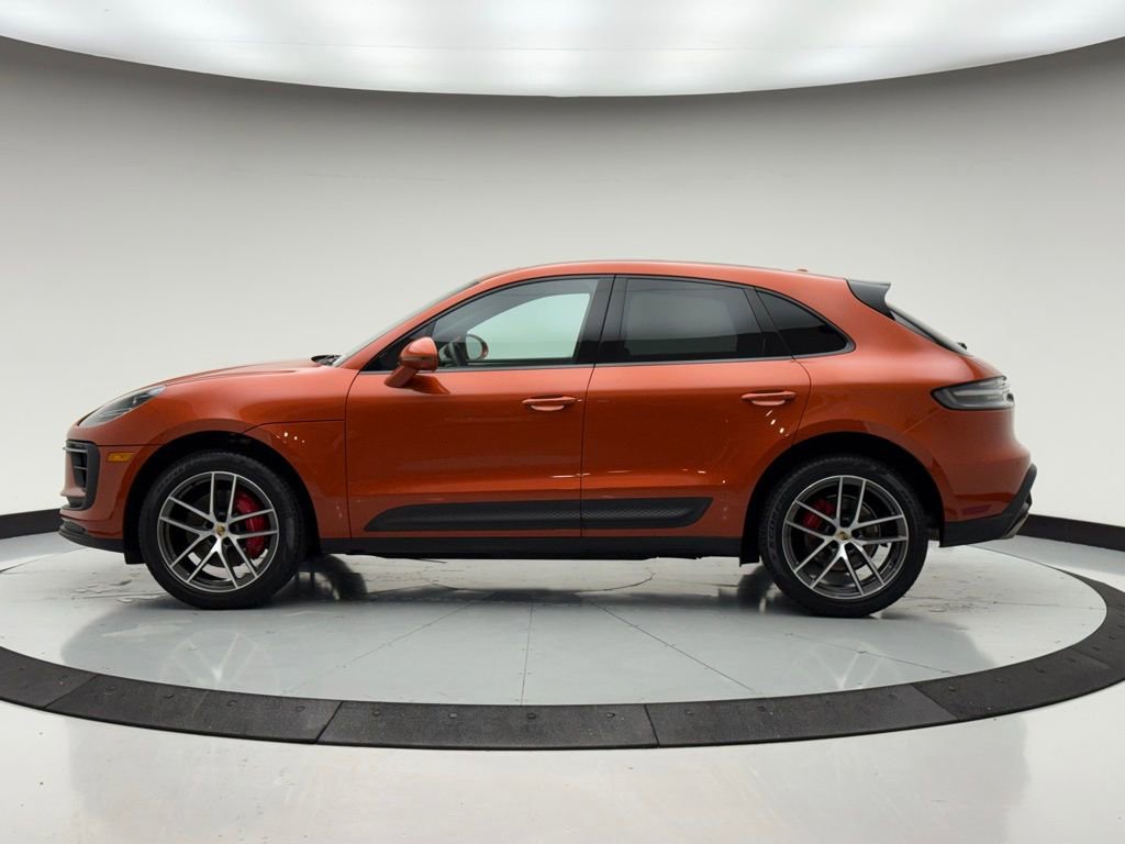 Used 2024 Porsche Macan S image 2