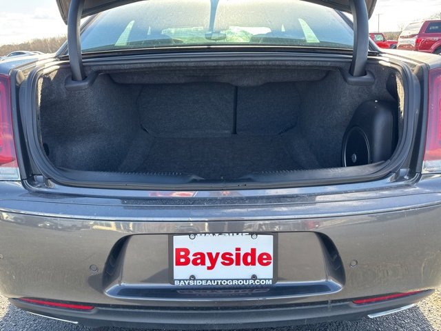 Used 2023 Chrysler 300 S image 7