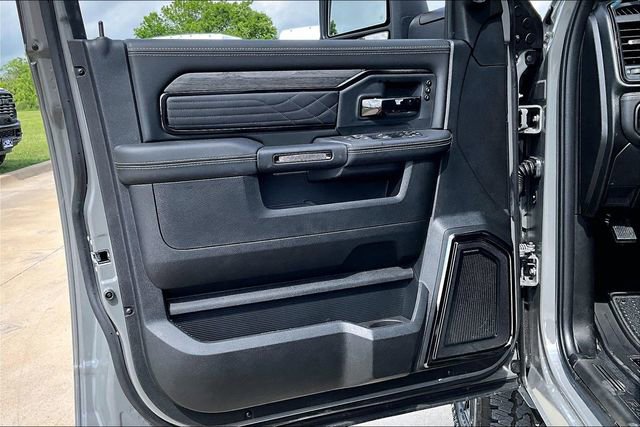 New 2026 RAM 2500 Limited AWD/4WD image 10