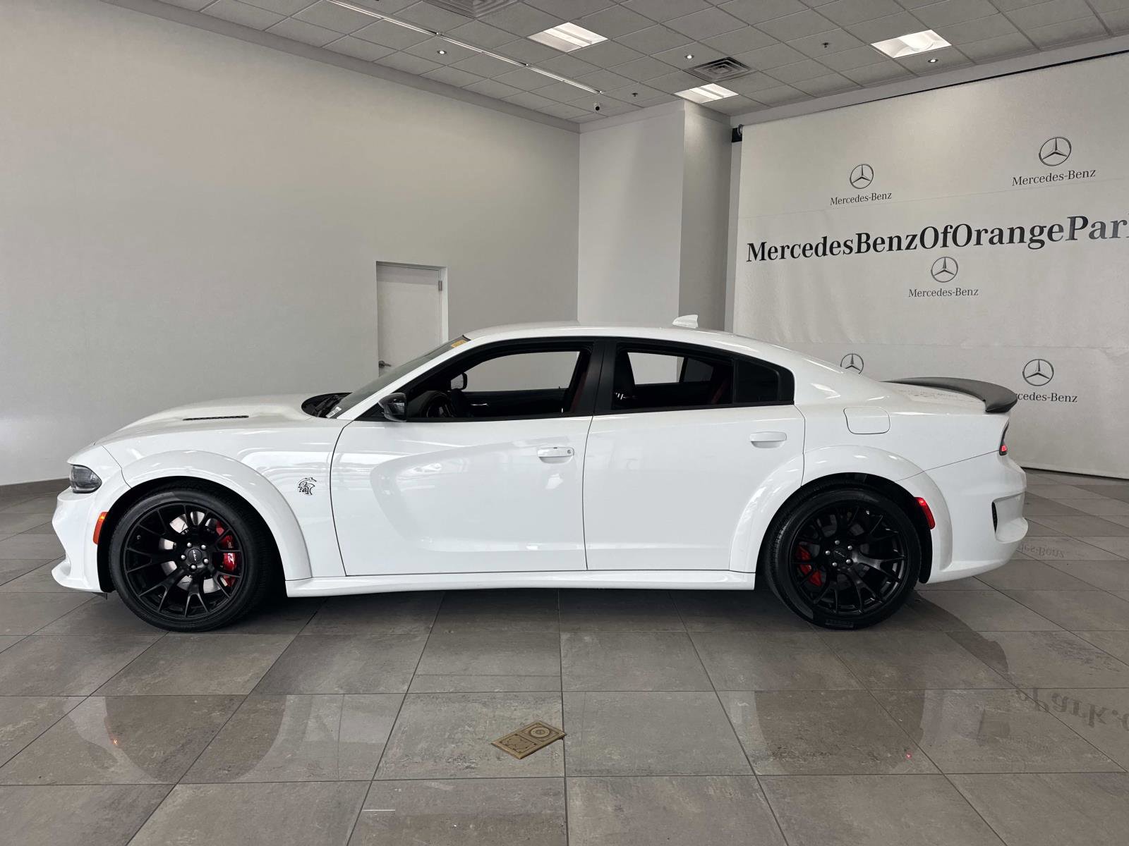 Used 2023 Dodge Charger SRT Hellcat w/ Harman/Kardon Audio Group RWD image 8