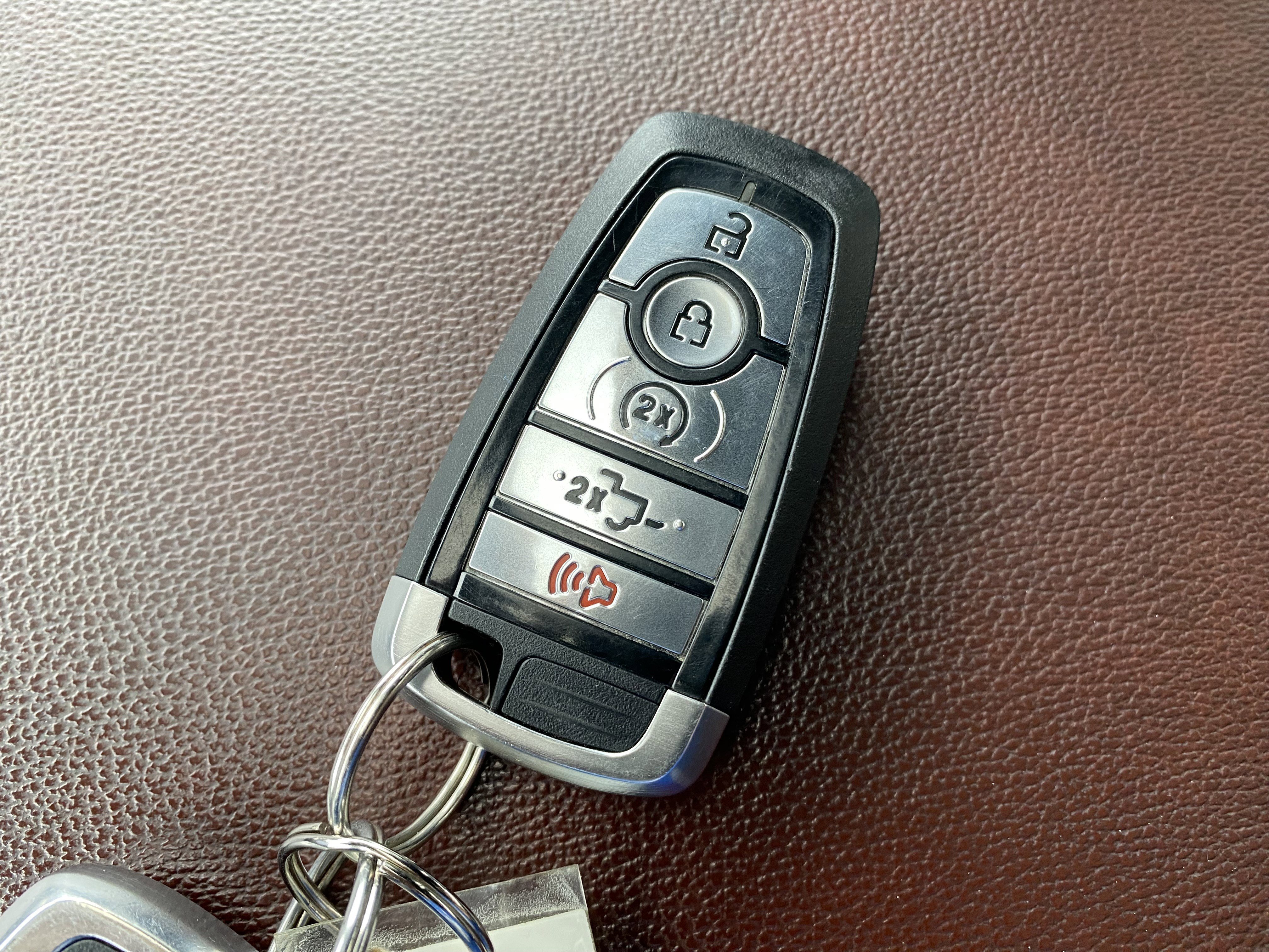 Used 2023 Ford F150 Lariat w/ Equipment Group 502A High image 37