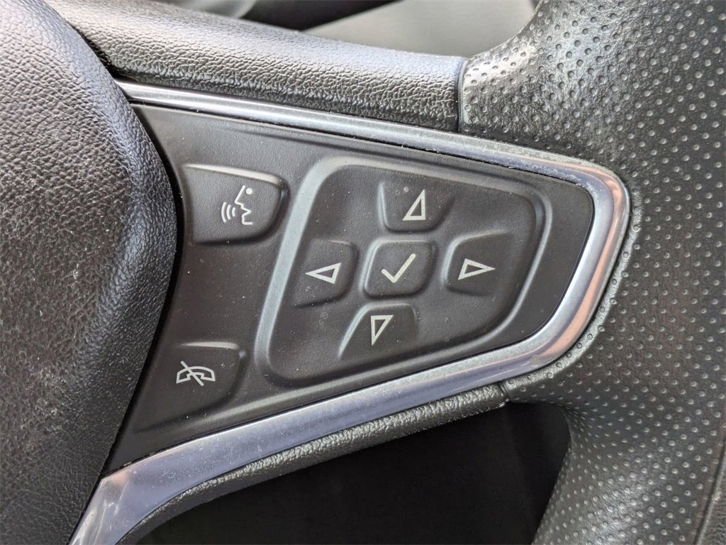 Used 2020 Chevrolet Equinox LT image 12