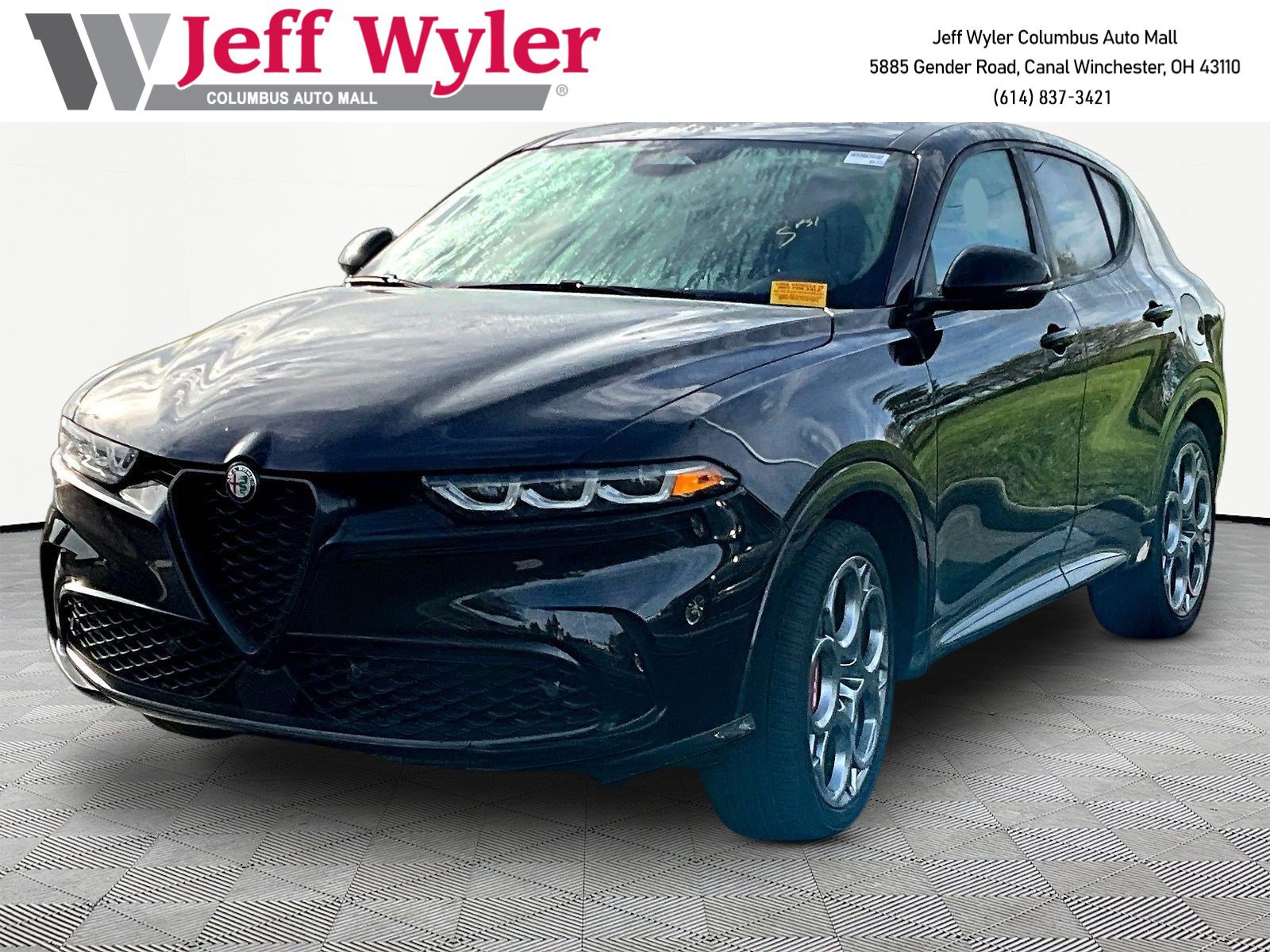 Used 2024 Alfa Romeo Tonale Veloce AWD/4WD image 1