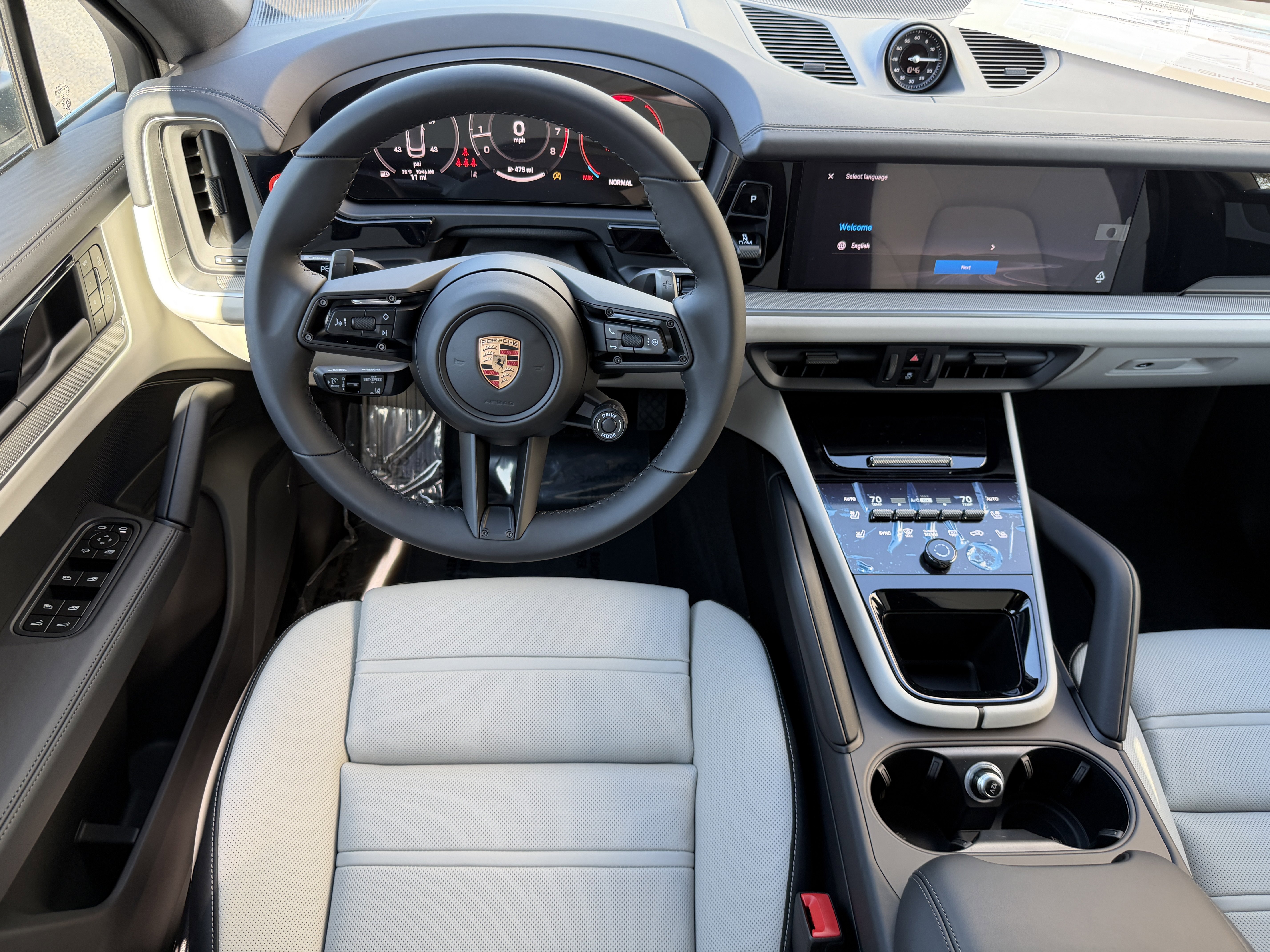 New 2026 Porsche Cayenne Coupe image 18