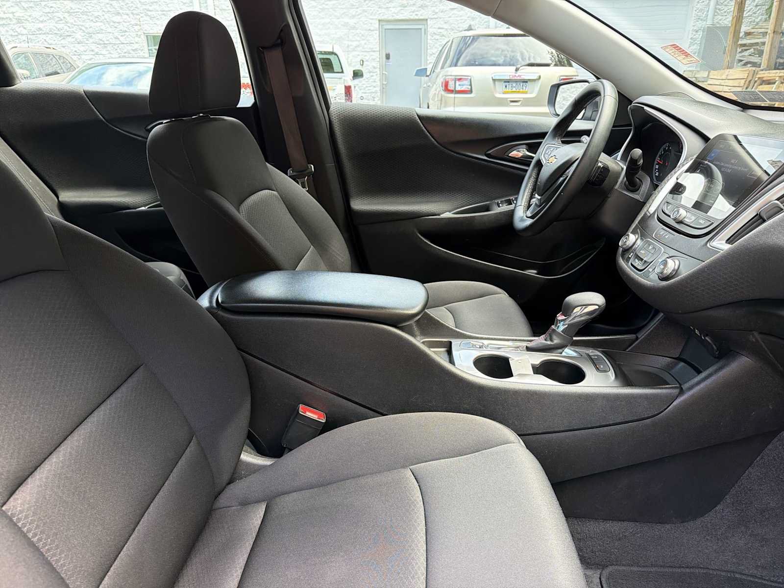 Used 2024 Chevrolet Malibu RS FWD image 25