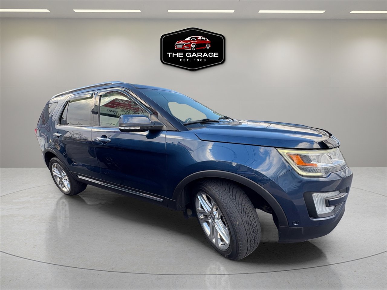 Used 2016 Ford Explorer Limited w/ Equipment Group 301A image 8