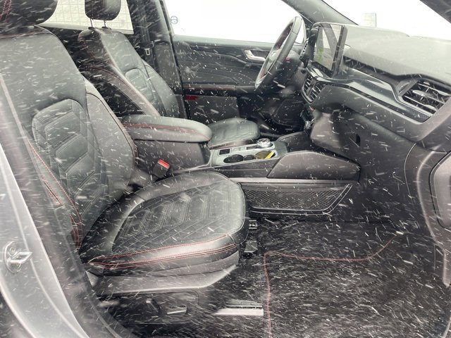 Used 2023 Ford Escape ST-Line Elite w/ Premium Technology Package image 15