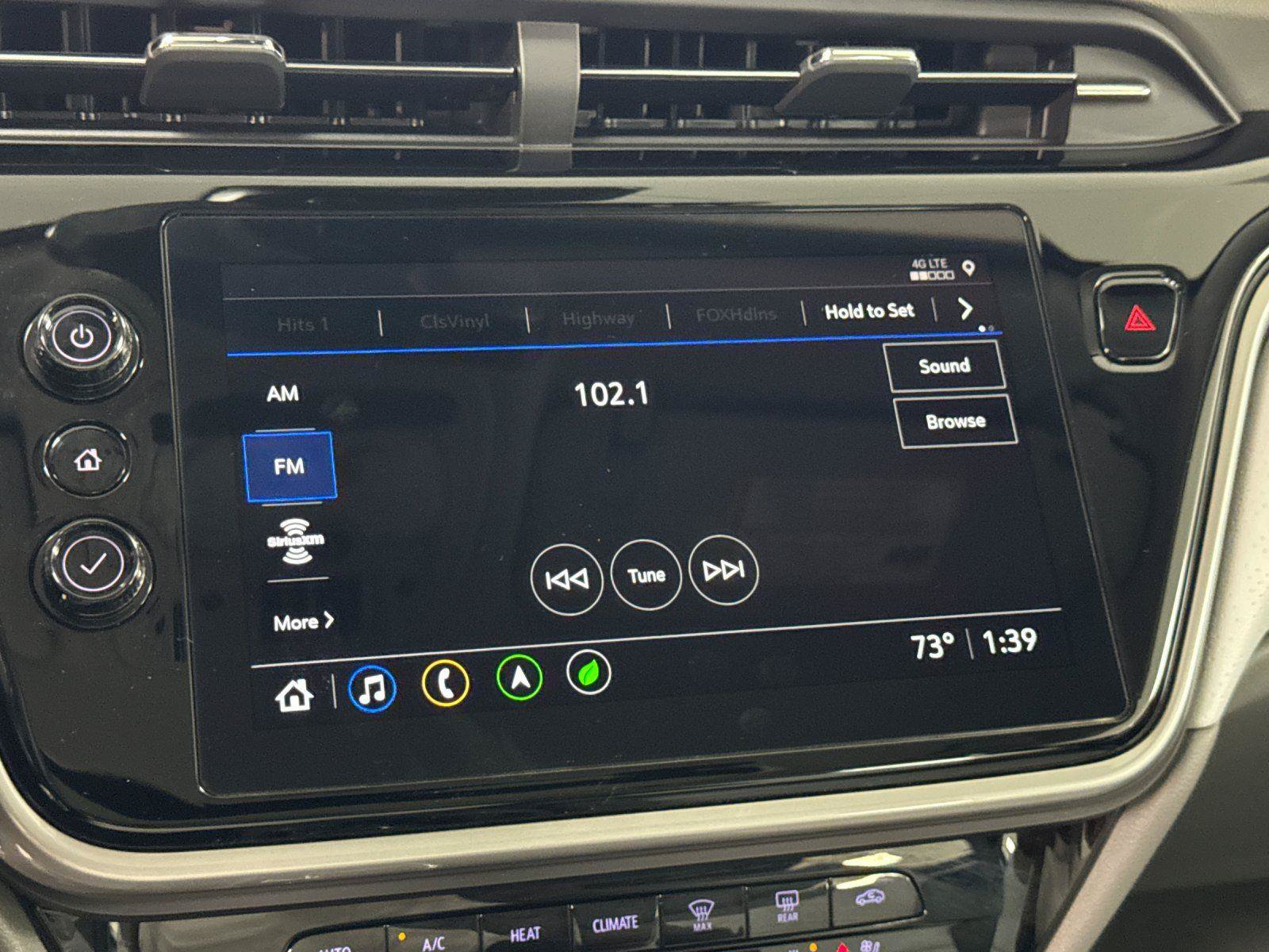 Used 2022 Chevrolet Bolt EUV Premier w/ Sun & Sound Package FWD image 16