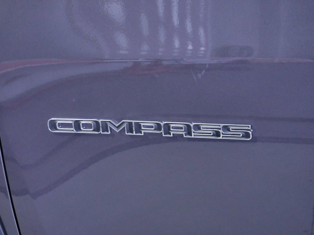 Used 2024 Jeep Compass Sport image 14