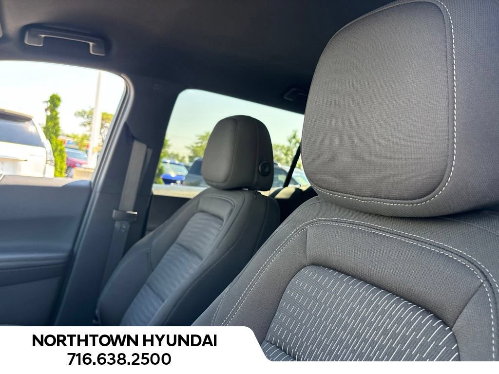 Used 2026 Chevrolet Equinox LT AWD/4WD image 12