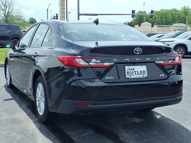 Used 2025 Toyota Camry LE FWD image 2