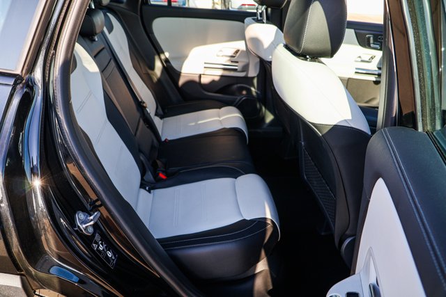 Used 2021 Mercedes-Benz GLA 35 AMG 4MATIC image 25