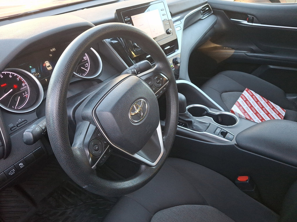 Used 2021 Toyota Camry LE AWD/4WD image 26