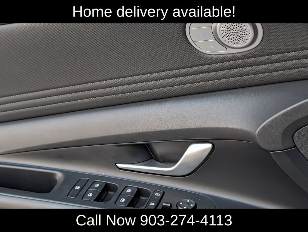Used 2025 Hyundai Elantra Limited FWD image 29