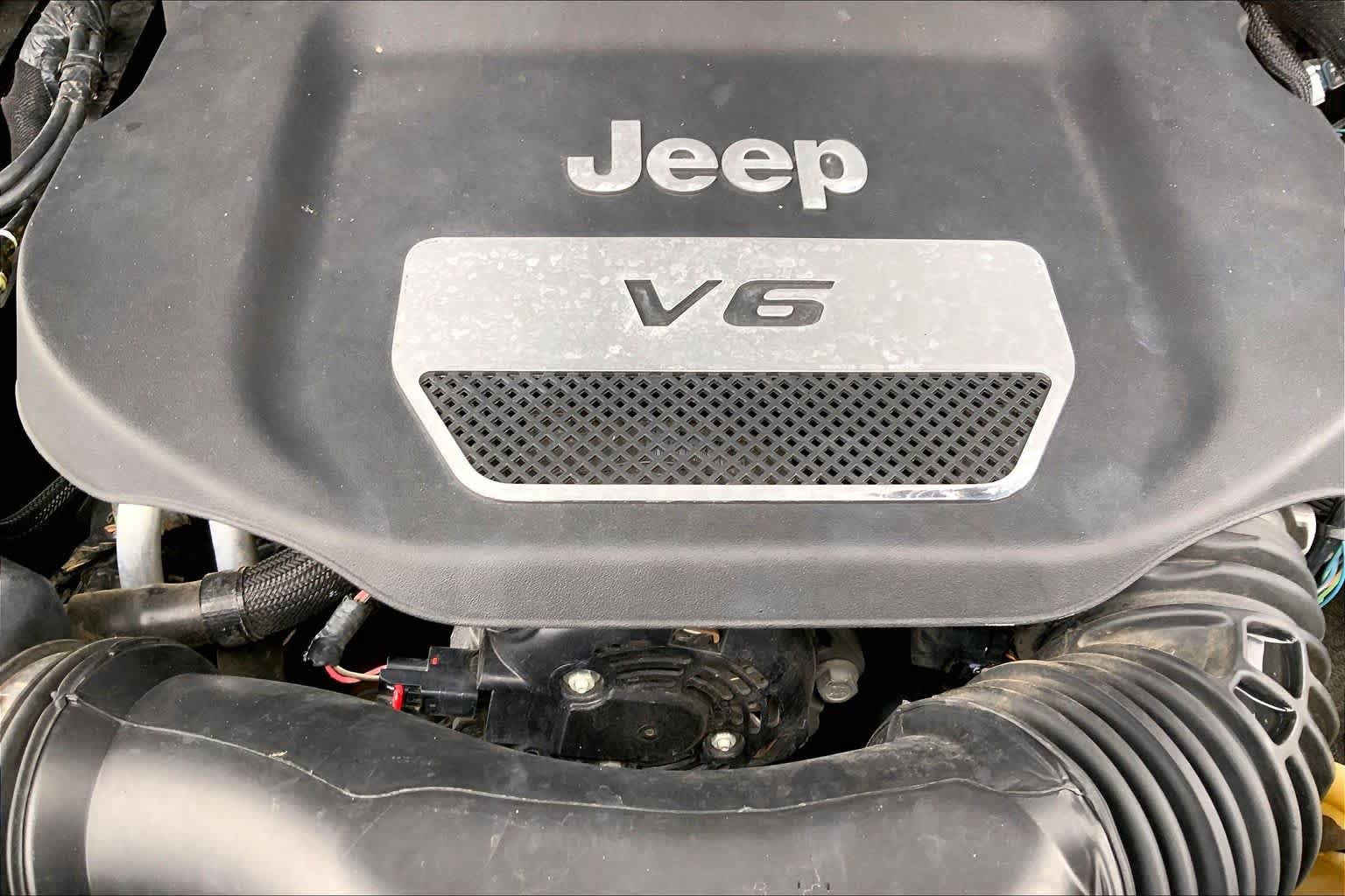 Used 2018 Jeep Wrangler Sport AWD/4WD image 33