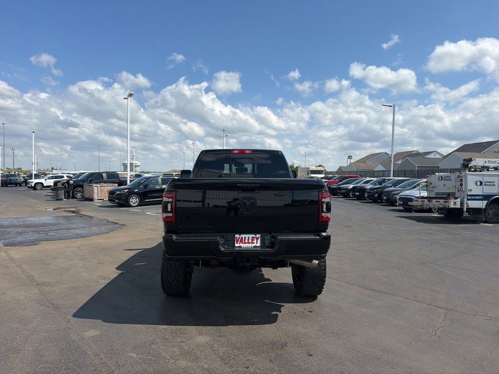Used 2024 RAM 2500 Big Horn w/ Night Edition AWD/4WD image 6