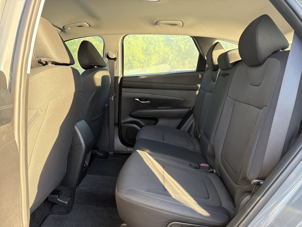 Used 2026 Hyundai Tucson SE FWD image 13