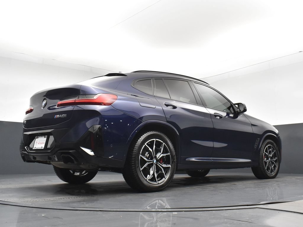 Used 2024 BMW X4 M40i AWD/4WD image 23