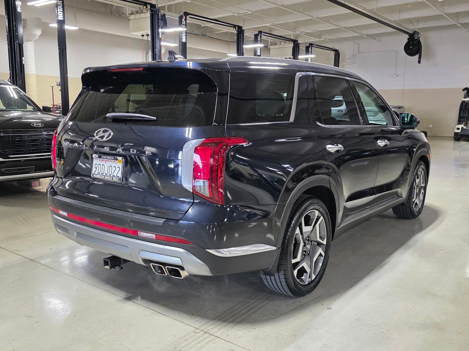 Used 2023 Hyundai Palisade Limited image 7