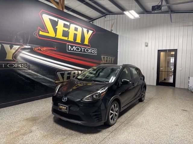 Used 2018 Toyota Prius C Three image 1