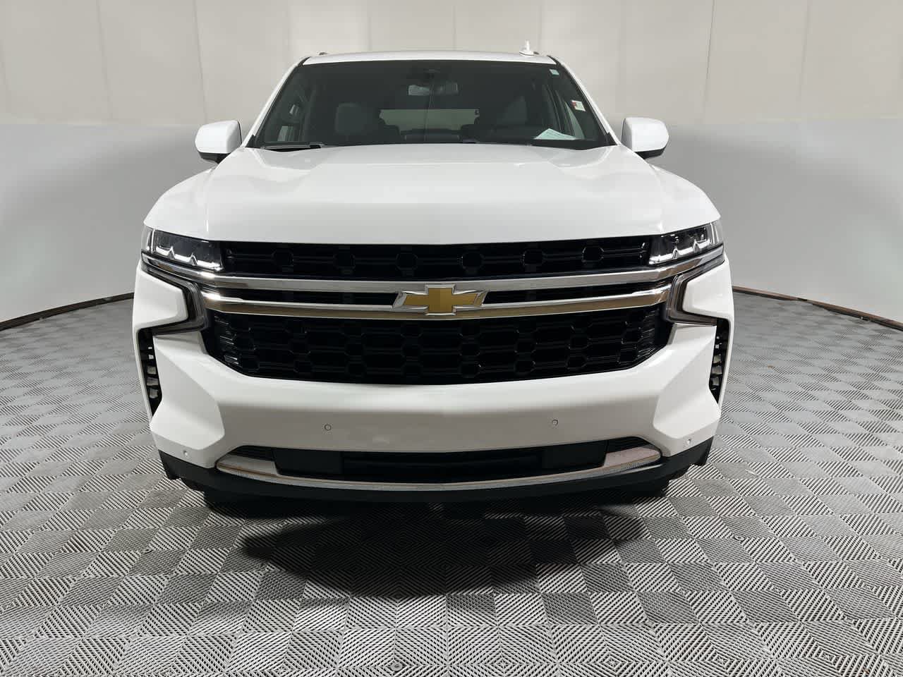 Used 2023 Chevrolet Tahoe LS w/ Driver Alert Package AWD/4WD image 3