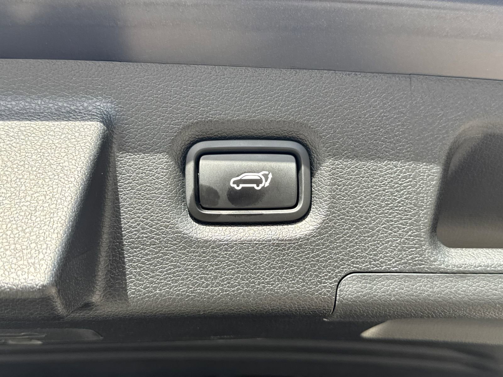 Used 2023 Hyundai Santa Fe XRT image 19