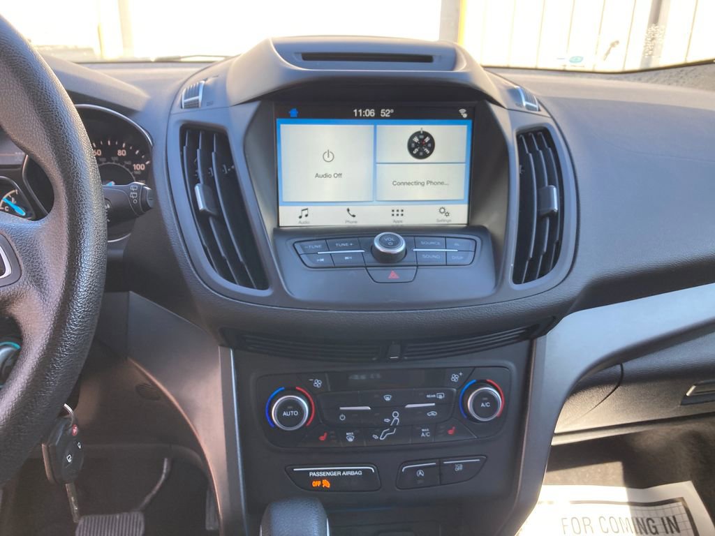 Used 2018 Ford Escape SE w/ SE Sync 3 Package AWD/4WD image 25