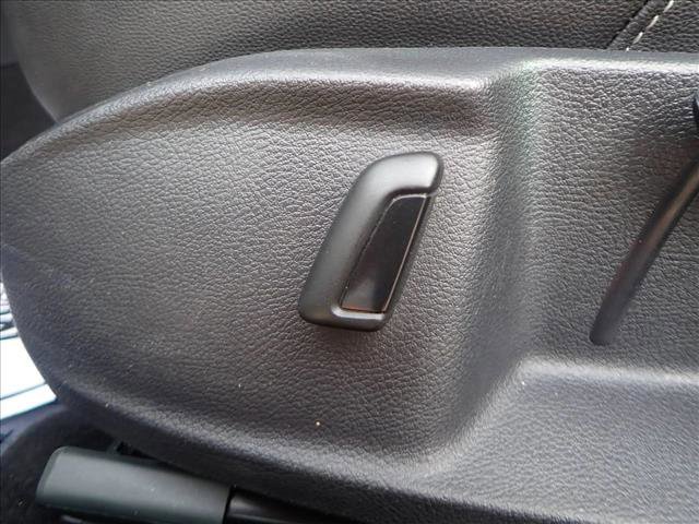 Used 2018 Volkswagen Golf SE image 11