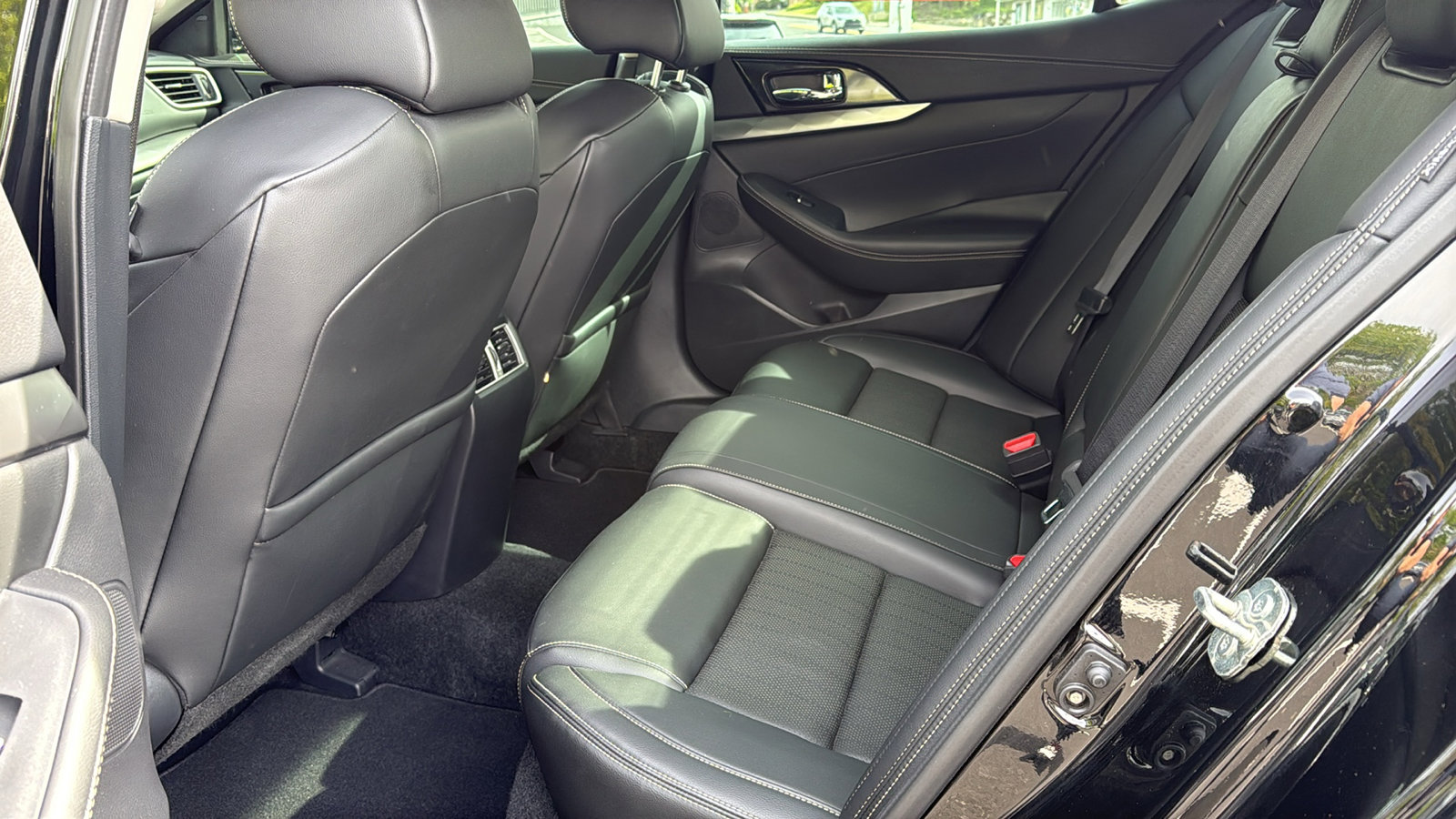 Used 2019 Nissan Maxima 3.5 SV w/ Floor Mat Group FWD image 21